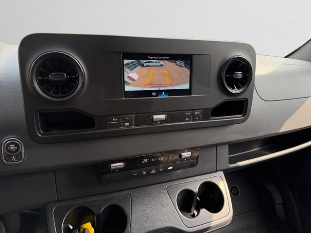 Mercedes-Benz 311 CDI Sprinter 2.2 L2 H2 AMG Night Edition Aut- Design Leder, Carplay, Android Auto, Camera, 3200kg Trekgewicht