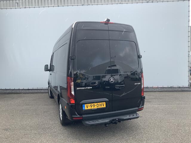 Mercedes-Benz 311 CDI Sprinter 1.9 L2H2 Automaat Airco Cruise Navi Camera 3 Zits Trekhaak 2000 kg & Opstap Euro 6