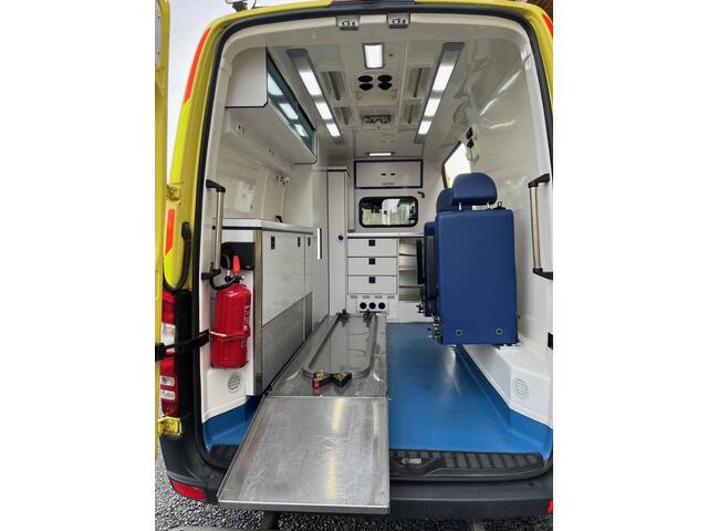 Mercedes-Benz 316 CDI Diesel L2H2 Ambulance