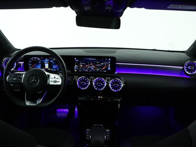 Mercedes-Benz A-KLASSE 180 Business Solution AMG | Night Pakket | Inclusief 24 maanden MB Certified garantie voor Europa.