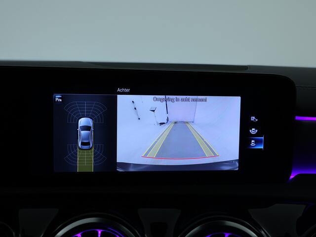 Mercedes-Benz A-KLASSE 250 e Premium Plus AMG Styling | Night Pakket | Sfeerverlichting | Inclusief 24 maanden MB Certified garantie voor Europa.
