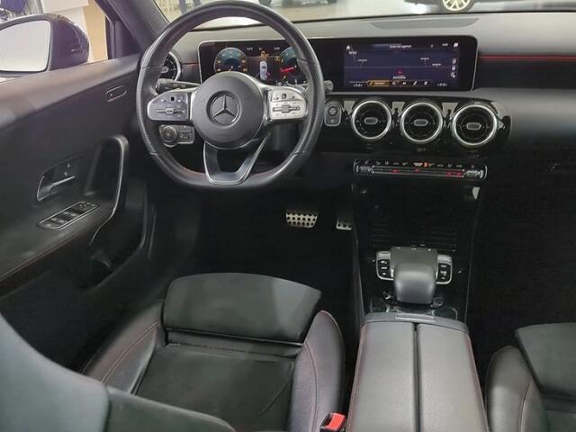 Mercedes-Benz A-KLASSE 180 B.SOL AMG NI UPG