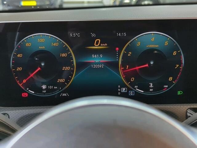 Mercedes-Benz A-KLASSE 180 B.SOL AMG NI UPG