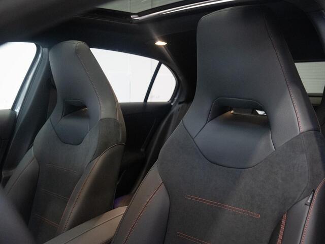 Mercedes-Benz A-KLASSE 250 e Star Edition AMG Line Panorama dak