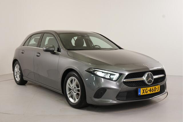 Mercedes-Benz A-KLASSE 200 Business Solution | Trekhaak | Camera | Stl. verw. | Widescreen |