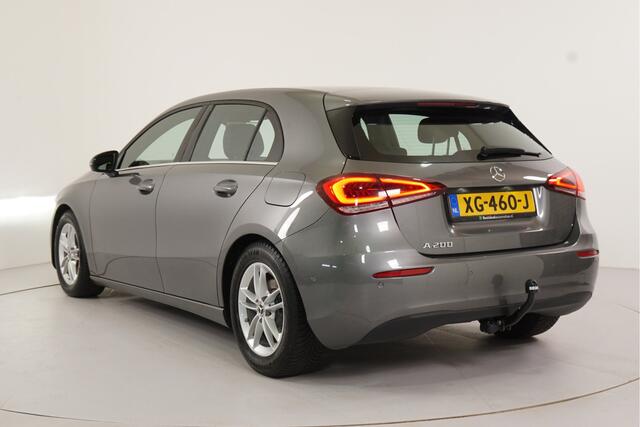 Mercedes-Benz A-KLASSE 200 Business Solution | Trekhaak | Camera | Stl. verw. | Widescreen |