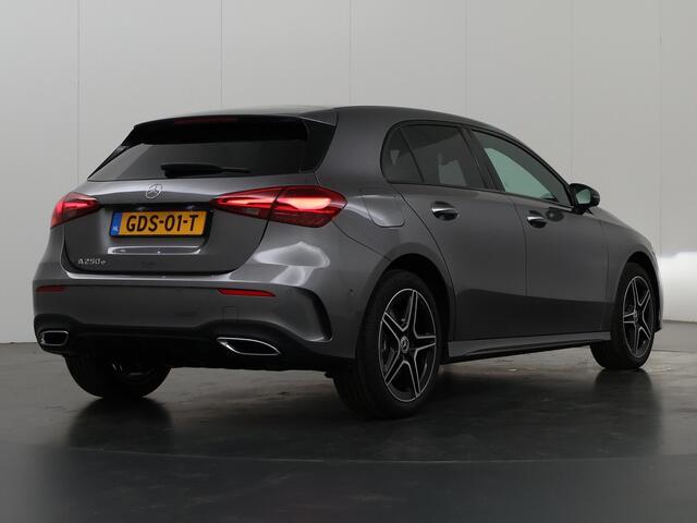 Mercedes-Benz A-KLASSE 250 e Star Edition AMG NIGHT | Keyless Entry | Sfeerverlichting | MultiBEAM LED | Apple Carplay | Dodehoekassistent |