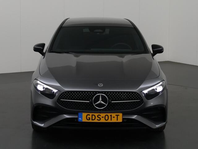 Mercedes-Benz A-KLASSE 250 e Star Edition AMG NIGHT | Keyless Entry | Sfeerverlichting | MultiBEAM LED | Apple Carplay | Dodehoekassistent |