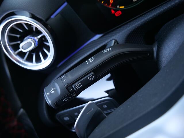 Mercedes-Benz A-KLASSE 250 e 263pk Hybrid Business Solution AMG Limited AUTOMAAT Memory best.stoel / ILS LED / Apple Carplay