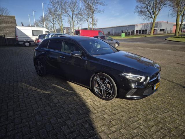 Mercedes-Benz A-KLASSE 200 Launch Edition Premium Plus