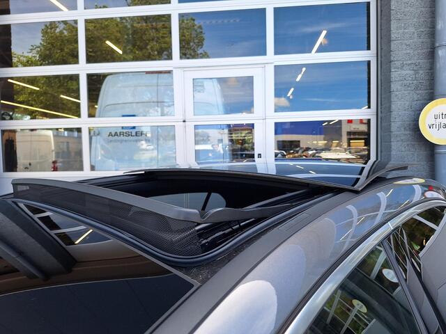 Mercedes-Benz A-KLASSE 250 e | Panoramadak Mercedes-Benz A 250 e Luxury Line | Panoramadak | MULTIBEAM LED Koplampen | Dodehoekassistent | Apple CarPlay | Android Auto | Privacy Glas Achter | Sfeerverlichting | Stoelverwarming | Achteruitrijcamera | Showmodel SALE
