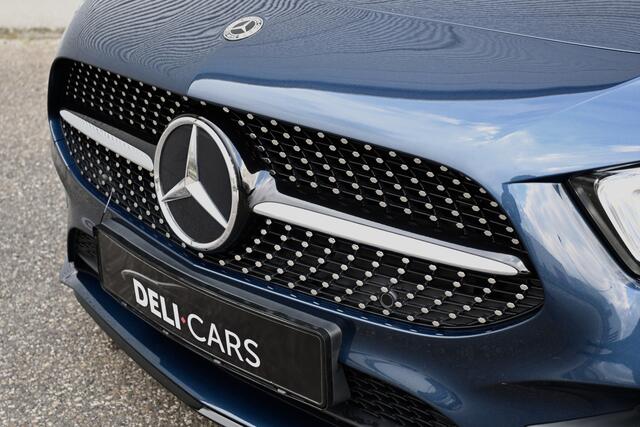 Mercedes-Benz A-KLASSE 180 AMG Line Widescreen | Pano | Apple-Carplay | 19 inch |