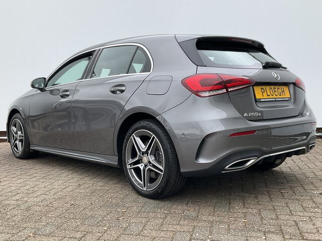 Mercedes-Benz A-KLASSE 250 e AMG Line Pano Sfeerverl Stoelverw Nav/Cam Plug-in 13496KM!