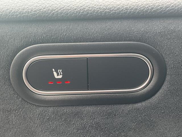Mercedes-Benz A-KLASSE 250 e AMG Line Pano Sfeerverl Stoelverw Nav/Cam Plug-in 13496KM!