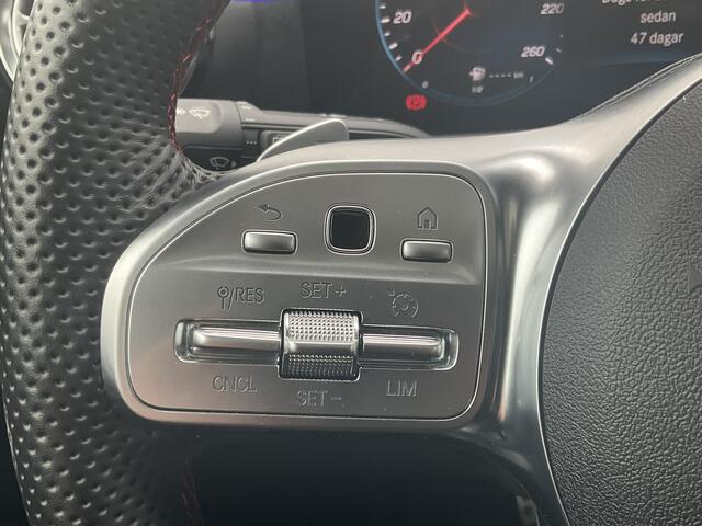 Mercedes-Benz A-KLASSE 250 e AMG Line Pano Sfeerverl Stoelverw Nav/Cam Plug-in 13496KM!
