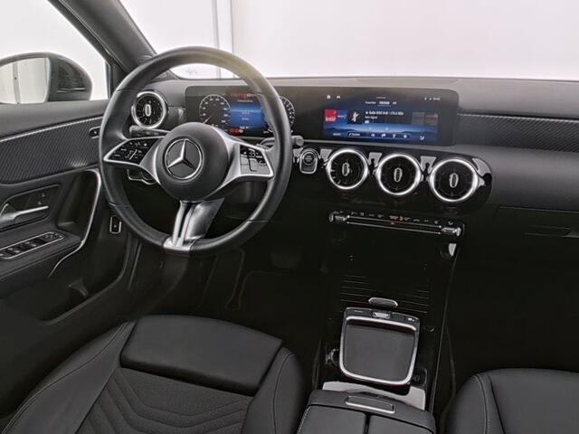Mercedes-Benz A-KLASSE 250 e Face Lift Plug-In Hybride | Progressive Line Advanced | Ledkoplampen | 11kW Laden | Stuur en Stoelverwarming | Inclusief 24 maanden MB Certified garantie voor Europa.