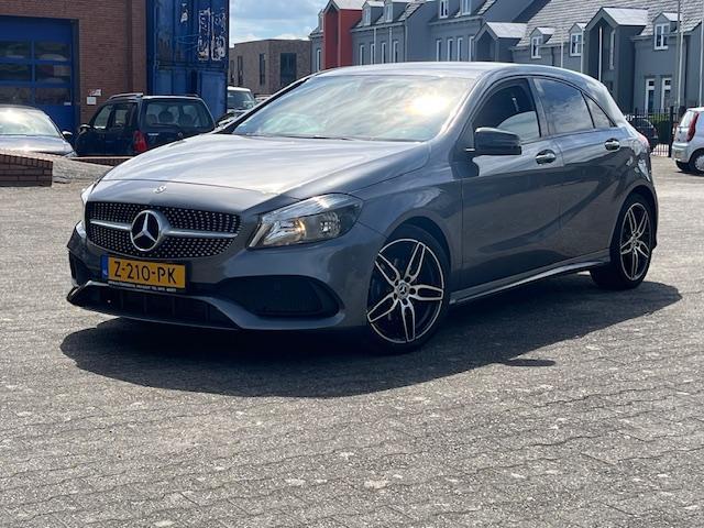 Mercedes-Benz A-KLASSE 180 Solution AMG, vol leder , 1 jaar Bovag gar.