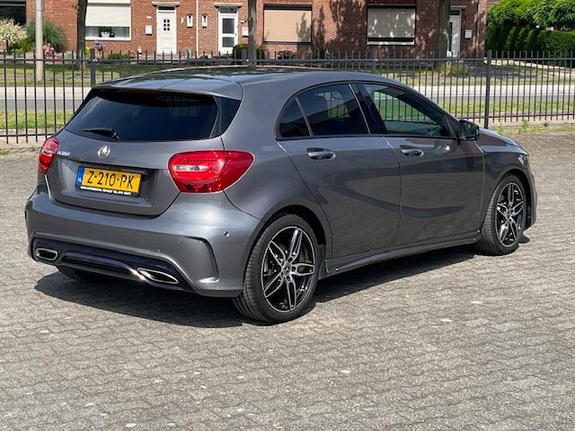 Mercedes-Benz A-KLASSE 180 Solution AMG, vol leder , 1 jaar Bovag gar.