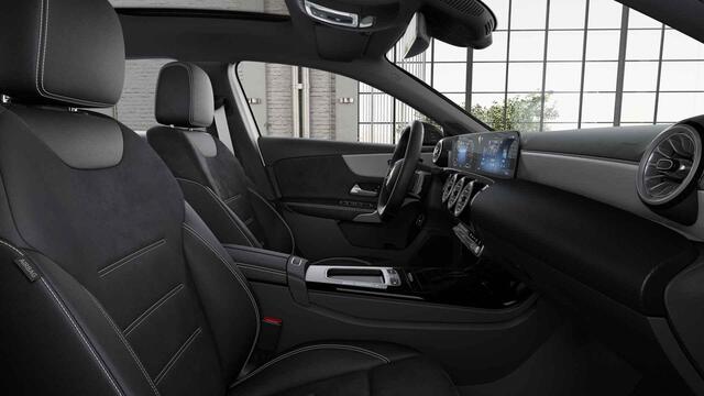 Mercedes-Benz A-KLASSE Limousine 250e Business Solution AMG Premium PLUS | Panorama dak