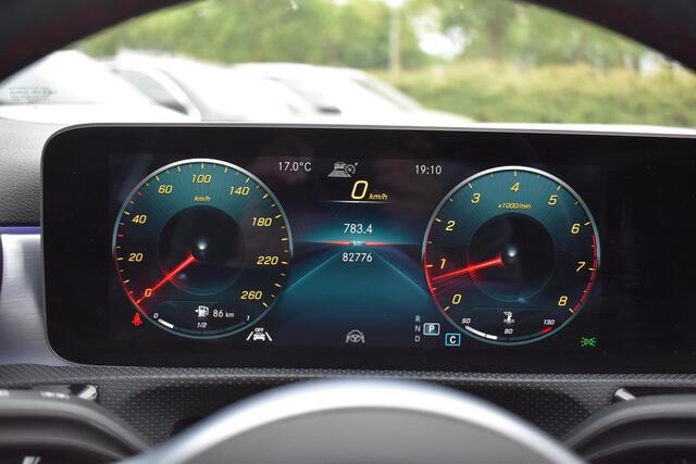 Mercedes-Benz A-KLASSE 250 4MATIC AMG Pano 360 Lane ACC BM Ambiance