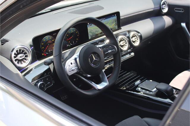Mercedes-Benz A-KLASSE 180 AMG | Sfeer | Burmester | Dealer O.H.
