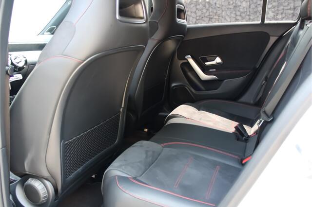 Mercedes-Benz A-KLASSE 180 AMG | Sfeer | Burmester | Dealer O.H.