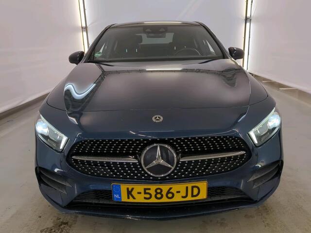 Mercedes-Benz A-KLASSE 200 AMG Sfeerverlichting Panoramadak Leer High-Performance Led Widescreen