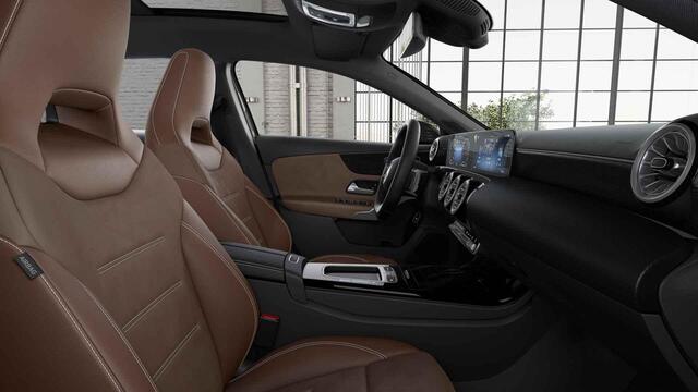 Mercedes-Benz A-KLASSE Hatchback 250 e Business Solution AMG