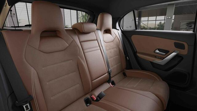 Mercedes-Benz A-KLASSE Hatchback 250 e Business Solution AMG