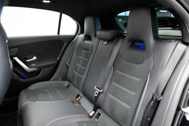 Mercedes-Benz A-KLASSE A220 4MATIC |Pano|Edition|Ambient|Carplay|