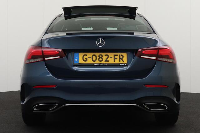 Mercedes-Benz A-KLASSE 200 Aut. AMG Pano-dak Camera Trekhaak