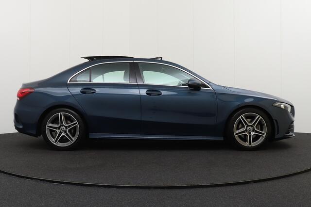 Mercedes-Benz A-KLASSE 200 Aut. AMG Pano-dak Camera Trekhaak