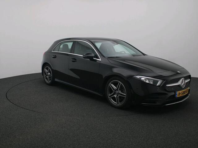 Mercedes-Benz A-KLASSE 160 AMG Sportpakket | Parkeerpakket met Camera | Led Verlichting | Cruise Controle | MBUX Navigatie | Inclusief 24 maanden Mercedes-Benz Certified garantie voor Europa.