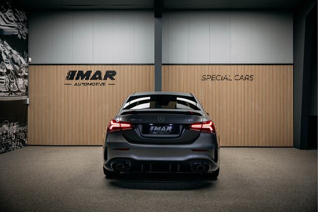 Mercedes-Benz A-KLASSE AMG 35 4MATIC Premium Plus Vol uitgevoerde A35 Limo