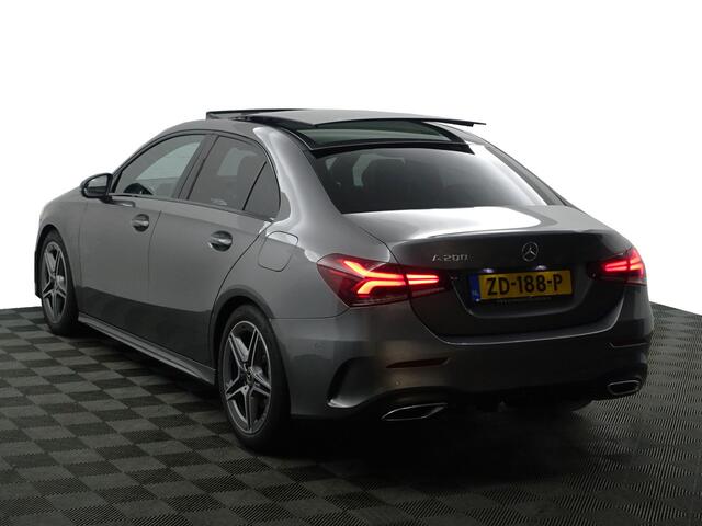 Mercedes-Benz A-KLASSE 200 AMG Prestige Aut- Panoramadak, Carplay, Android Auto, Camera, Xenon Led, Night Package