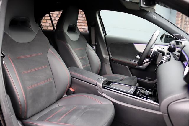 Mercedes-Benz A-KLASSE 250 e AMG Line Aut8 | Distronic | Burmester | Keyless Go | Verwarmd Stuurwiel | Camera | Multibeam LED | Sfeerverlichting | Nightpakket | Zitcomfortpakket |
