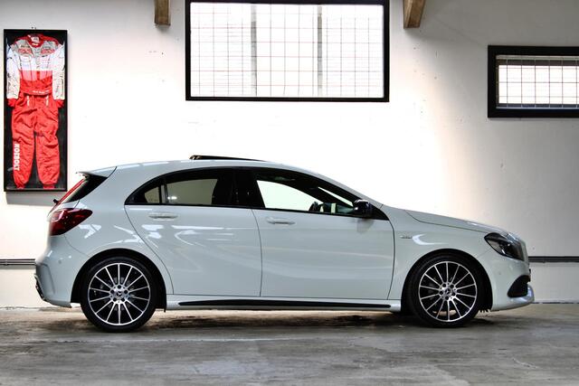 Mercedes-Benz A-KLASSE 180 Sport Edition | White Art | Panoramadak | Apple Carplay | NL auto | Dealer onderhouden |