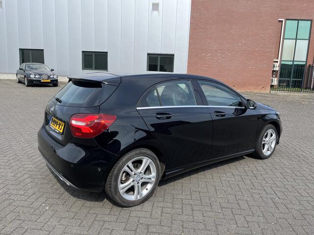 Mercedes-Benz A-KLASSE 160 AMG Night Edition