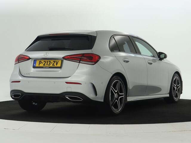 Mercedes-Benz A-KLASSE 180 Business Solution AMG | Achteruitrijcamera | Nightpakket | Sfeerverlichting | Inclusief 24 maanden MB Certified garantie voor Europa.