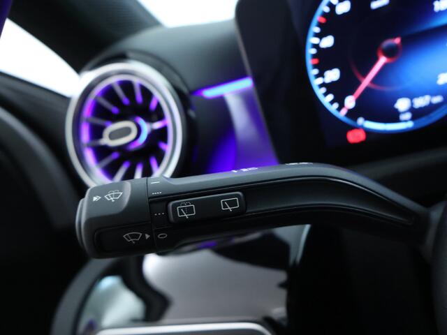 Mercedes-Benz A-KLASSE 180 Business Solution AMG | Achteruitrijcamera | Nightpakket | Sfeerverlichting | Inclusief 24 maanden MB Certified garantie voor Europa.