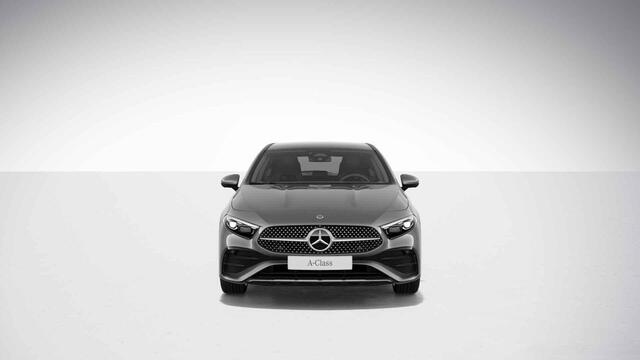 Mercedes-Benz A-KLASSE 180 Star Edition AMG Line LIMITED | Panoramaschuifdak | Head-up display | Multibeam LED | Elektrisch voorstoelen met geheugen