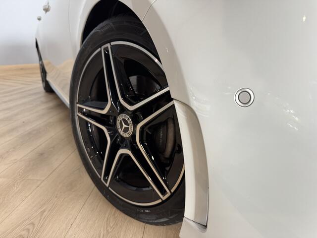 Mercedes-Benz A-KLASSE 200 Business Solution AMG Airco ECC | Adaptive Cruise | Memory | Panorama | Sfeer | Virtual | Isofix