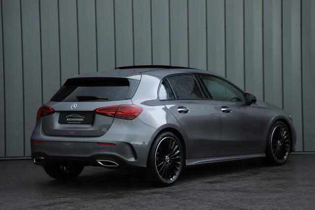 Mercedes-Benz A-KLASSE 180 AMG Aut7 | Head-up | Keyles-go | Burmester | Pano | Sfeerverlichting | Multi-beam | 2023.