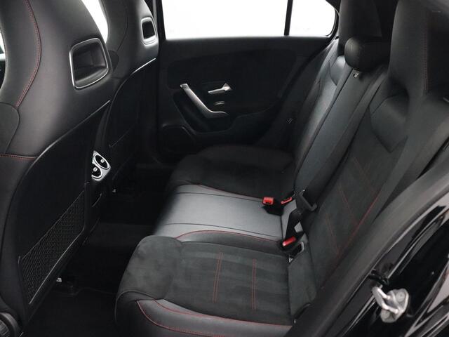 Mercedes-Benz A-KLASSE 160 Business Solution AMG Panoramadak | Carplay |WideScreen