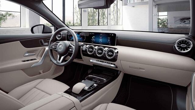 Mercedes-Benz A-KLASSE 180 d Premium Plus | Memory | Stoelventilatie | Multicontourstoelen | Rijassistentiepakket | 360 graden camera | Keyless |