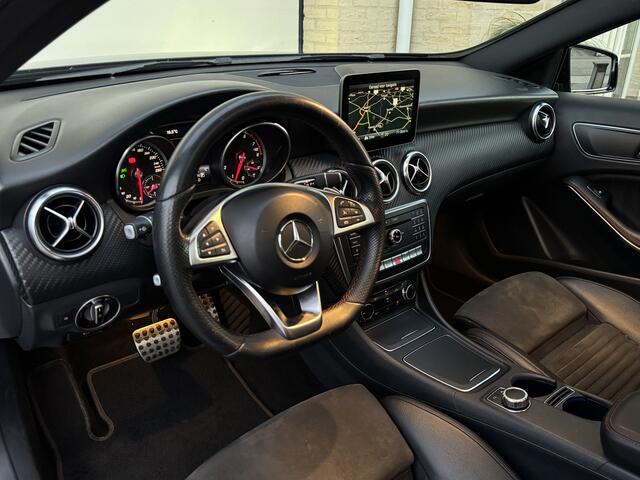 Mercedes-Benz A-KLASSE 180 AMG Aut Panoramadak Nightpakket SportLeder Navi Led Camera Carplay 18" Pdc