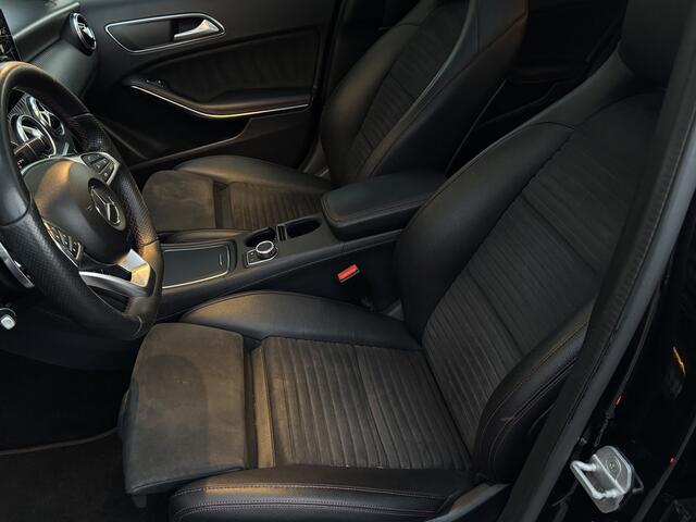 Mercedes-Benz A-KLASSE 180 AMG Aut Panoramadak Nightpakket SportLeder Navi Led Camera Carplay 18" Pdc