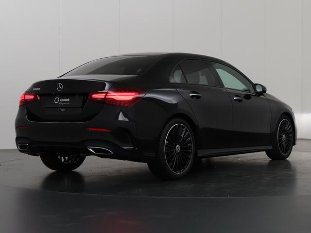 Mercedes-Benz A-KLASSE Limousine 180 Star Edition AMG Line | Panoramadak | Night pakket | Camera | Winterpakket