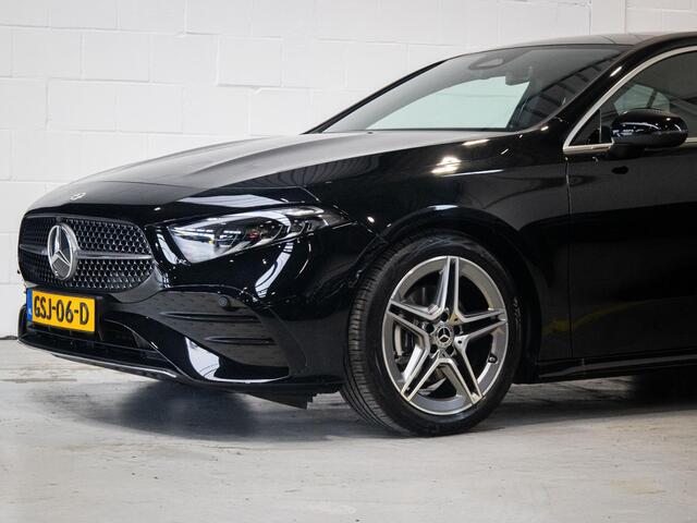 Mercedes-Benz A-KLASSE Hatchback 180 Star Edition AMG Line Panorama dak