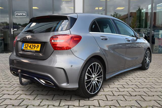 Mercedes-Benz A-KLASSE 160 AMG | 18 Inch | Camera | LED |